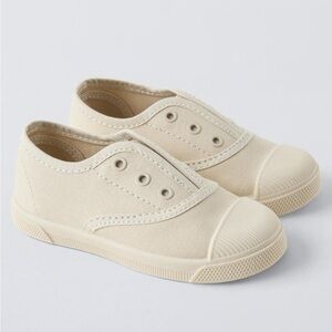 Zara kids stretchy canvas sneakers shoes cream ivory off white size 24 or 8